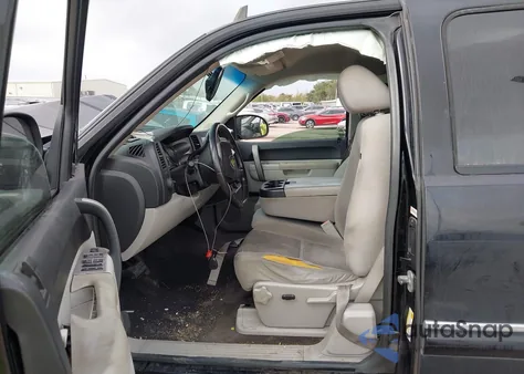 2010 Chevrolet Silverado 1500 Lt z USA, uszkodzony, nr VIN 1GCSCSE04AZ297467